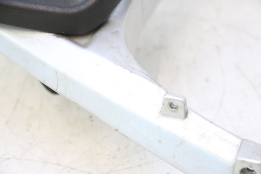 photo de PORTE PAQUET KYMCO LIKE 125 (2009 - 2016) - Vue produit