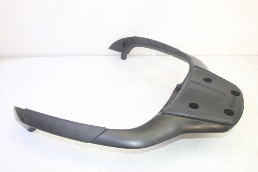 photo de PORTE PAQUET PIAGGIO MP3 HPE 350 (2018 - 2020) - Gros plan technique