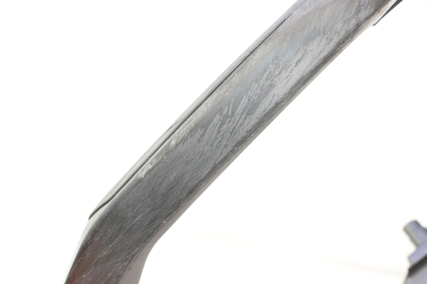 photo de PORTE PAQUET PIAGGIO MP3 HPE 530 (2022 - 2026) - Zoom état d’usage