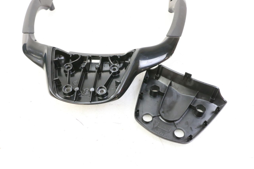 photo de PORTE PAQUET PIAGGIO MP3 500 (2014 - 2017) - Focus structure