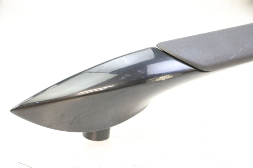 photo de PORTE PAQUET PIAGGIO MP3 500 (2014 - 2017) - Détail de la pièce