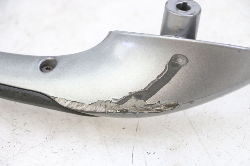 photo de PORTE PAQUET PIAGGIO MP3 500 (2014 - 2017) - Gros plan technique