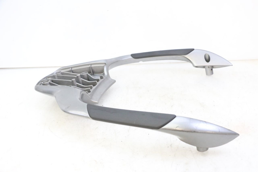 photo de PORTE PAQUET PIAGGIO MP3 500 (2014 - 2017) - Marquages et références