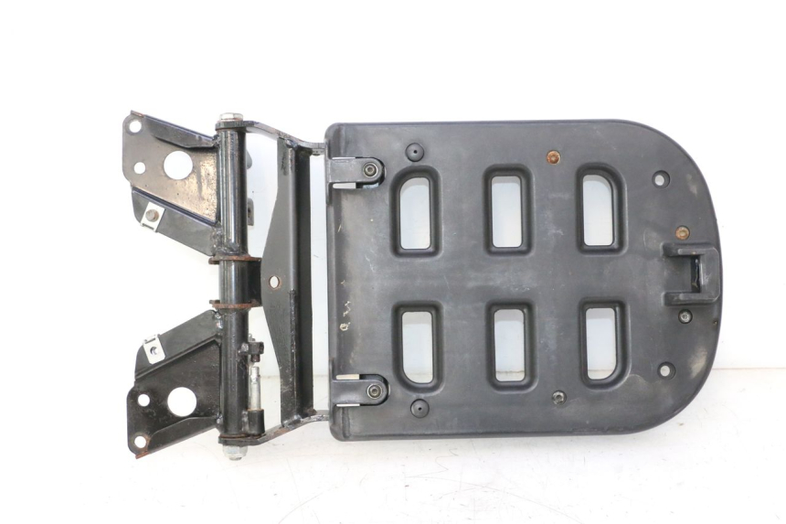 photo de PORTE PAQUET PIAGGIO MP3 125 (2006 - 2014) - Vue principale