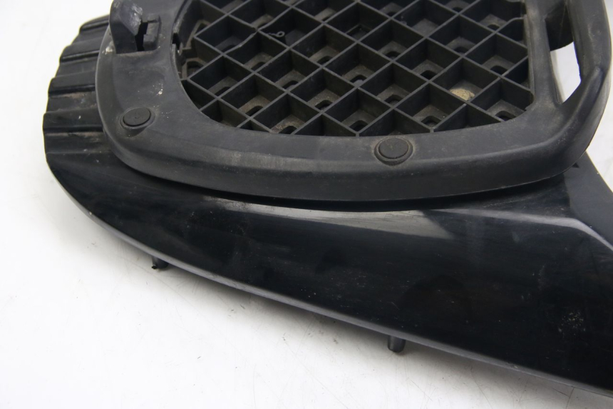 photo de PORTE PAQUET SELECT UP OCTALIS 125 (2007 - 2012) - Gros plan technique