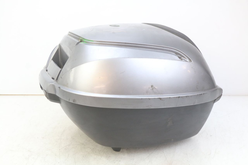 photo de PORTE PAQUET HONDA PES PS I 125 (2006 - 2012) - Gros plan technique