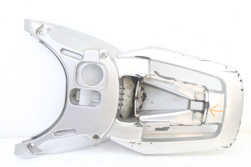 photo de PORTE PAQUET PIAGGIO VESPA GRANTURISMO 125 (2003 - 2007) - Détail de la pièce