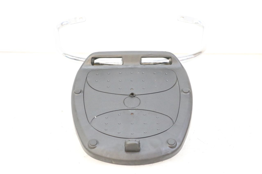 photo de PORTE PAQUET PIAGGIO VESPA LX 2T 50 (2005 - 2013) - Zoom composants