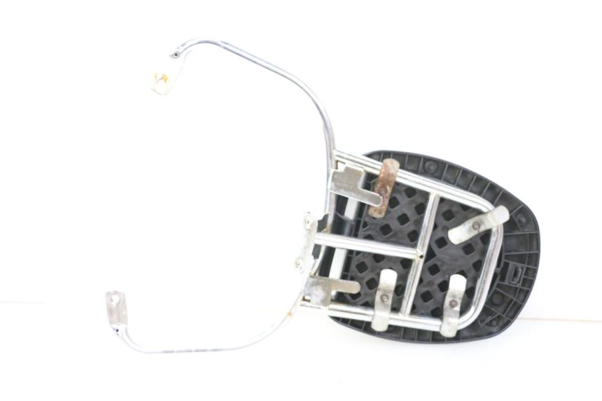 photo de PORTE PAQUET PIAGGIO VESPA LX 2T 50 (2005 - 2013) - Pièce contrôlée