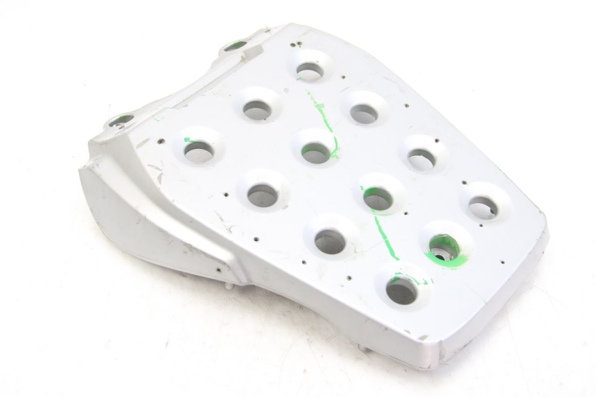 photo de PORTE PAQUET HYOSUNG RT KARION 125 (2003 - 2007) - Zoom état d’usage