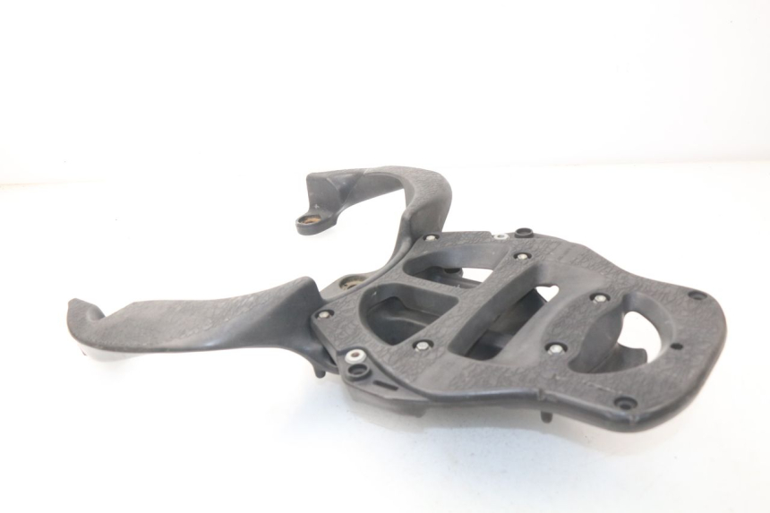 photo de PORTE PAQUET APRILIA SCARABEO GT 125 (1999 - 2007) - Détail de la pièce