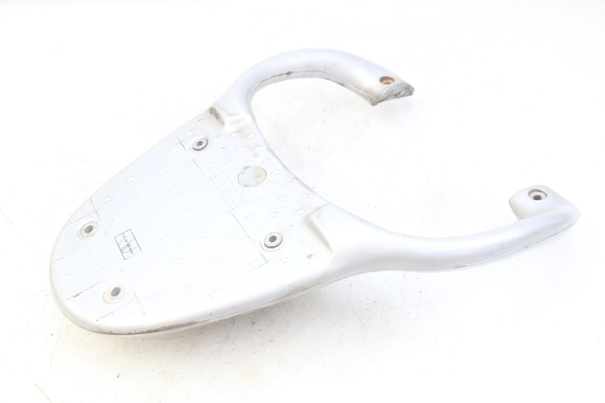 photo de PORTE PAQUET APRILIA SCARABEO 100 (2003 - 2012) - Points de fixation