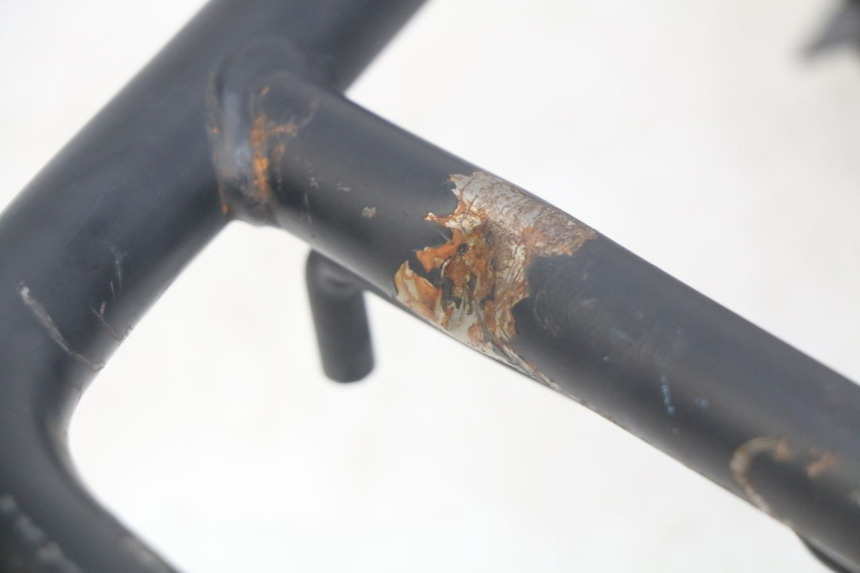 photo de PORTE PAQUET HONDA SCV LEAD 100 (2003 - 2007) - Marquages et références