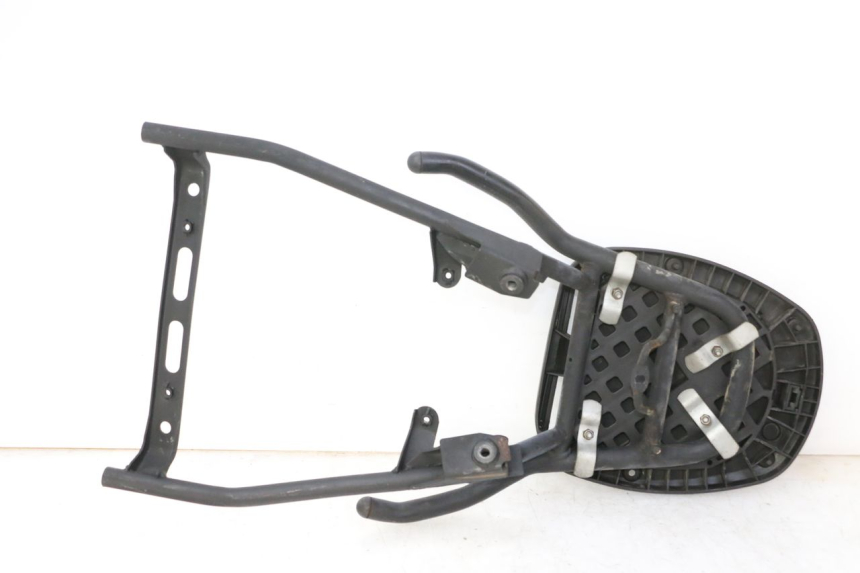 photo de PORTE PAQUET HONDA SCV LEAD 100 (2003 - 2007) - Autre angle de vue