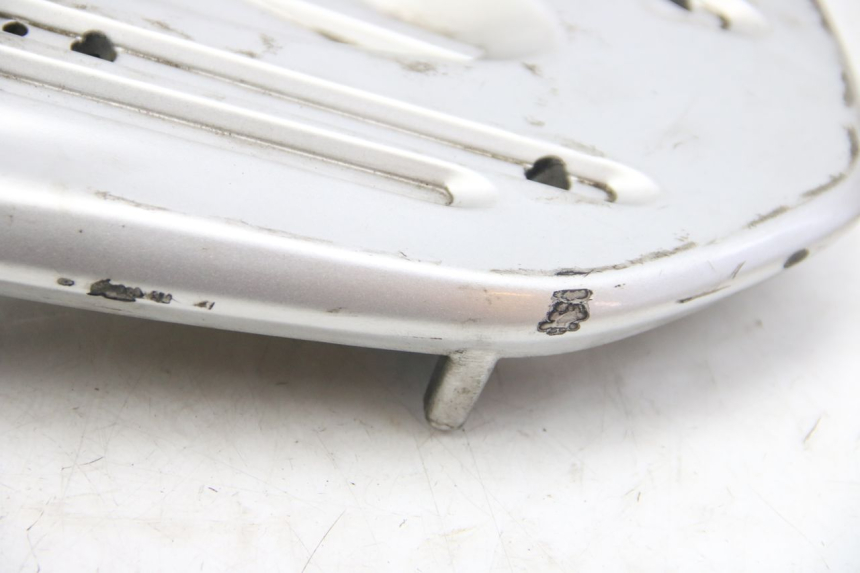 photo de PORTE PAQUET SUZUKI SIXTEEN 125 (2008 - 2010) - Inspection visuelle