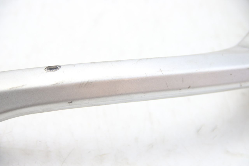 photo de PORTE PAQUET SUZUKI SIXTEEN 125 (2008 - 2010) - Angle alternatif