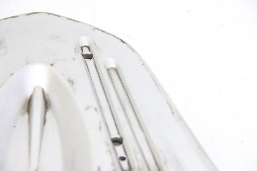 photo de PORTE PAQUET SUZUKI SIXTEEN 125 (2008 - 2010) - Vue principale