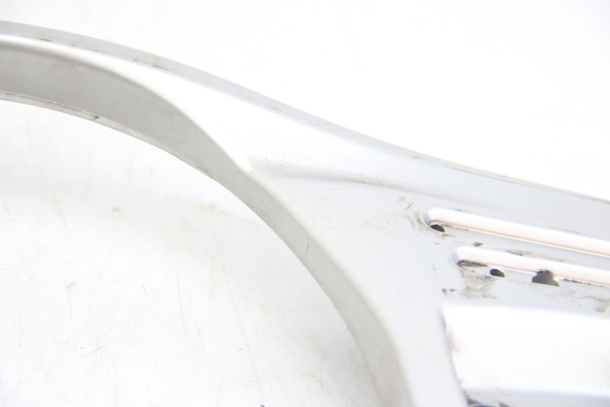 photo de PORTE PAQUET SUZUKI SIXTEEN 125 (2008 - 2010) - Autre angle de vue