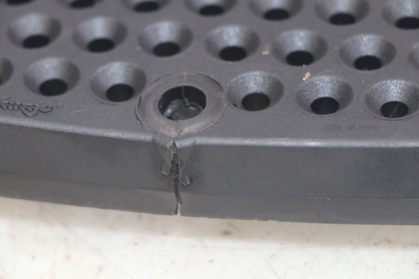 photo de PORTE PAQUET PEUGEOT SV 125 (1991 - 1994) - Gros plan technique