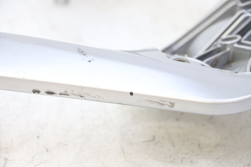 photo de PORTE PAQUET APRILIA SXR 50 (2021 - 2023) - Points de fixation