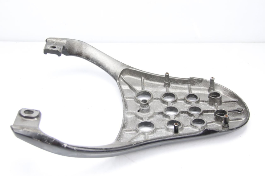 photo de PORTE PAQUET SUZUKI UC EPICURO 125 (1999 - 2003) - Autre angle de vue