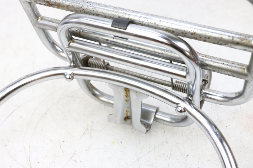 photo de PORTE PAQUET PIAGGIO VESPA GTS SUPER IE 125 (2009 - 2016) - Zoom état d’usage