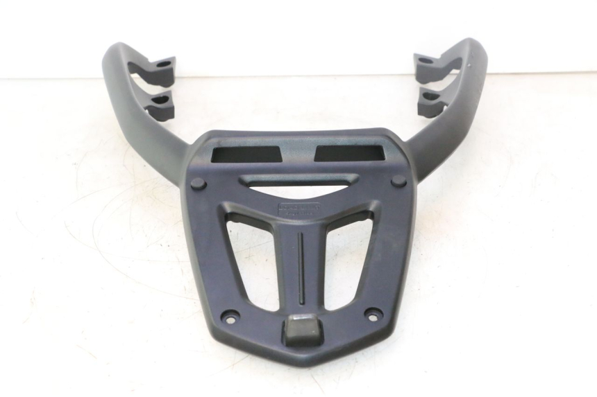 photo de PORTE PAQUET YAMAHA X-MAX XMAX 125 (2010 - 2013) - Points de fixation