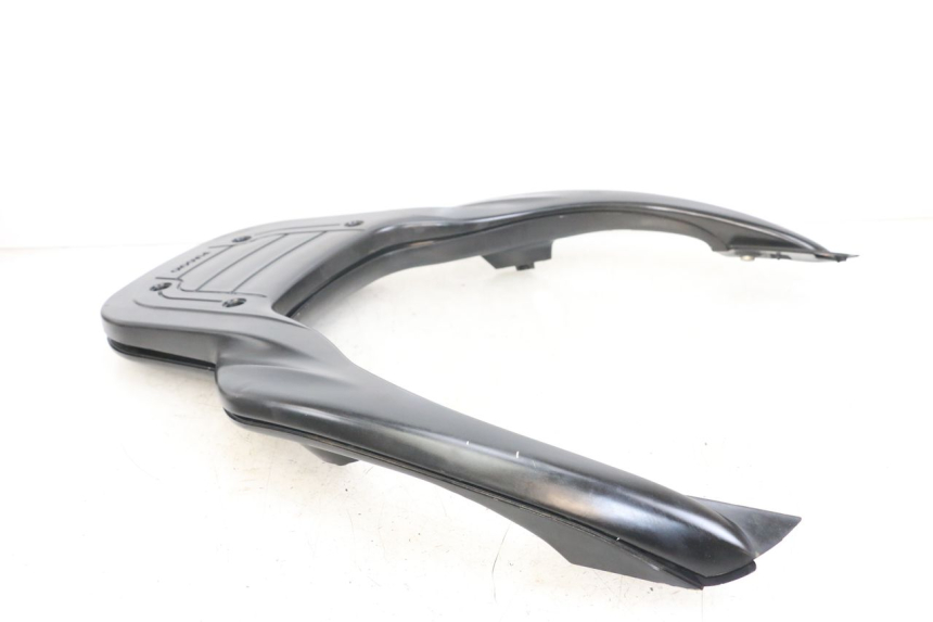 photo de PORTE PAQUET PIAGGIO X10 125 (2012 - 2017) - Autre angle de vue