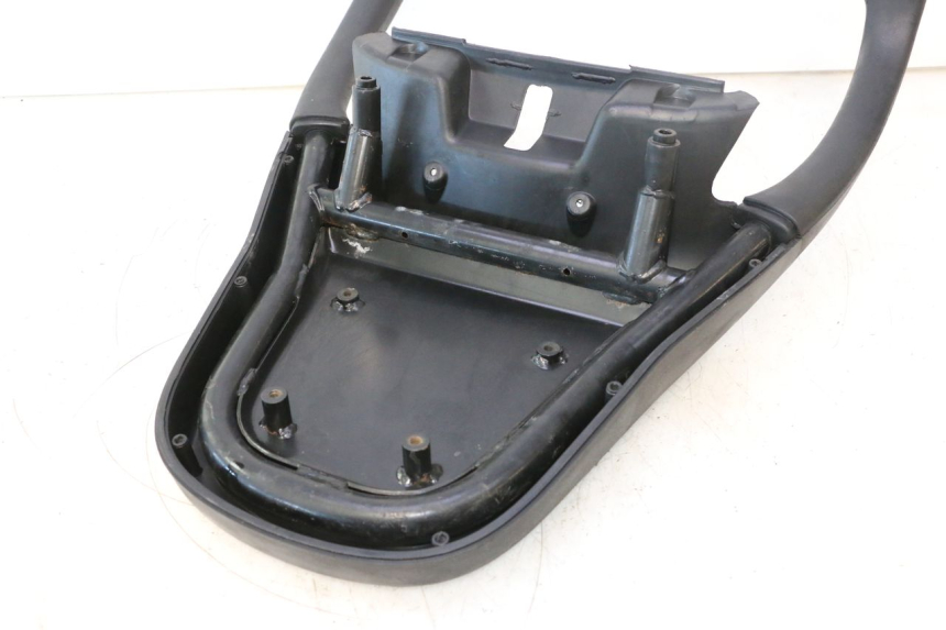 photo de PORTE PAQUET PIAGGIO X9 AMALFI 180 (2000 - 2003) - Détail de la pièce