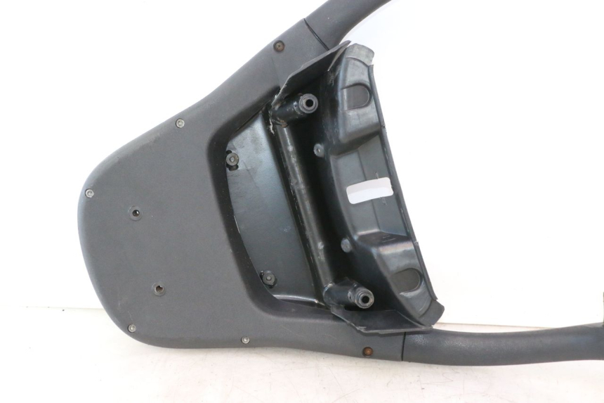 photo de PORTE PAQUET PIAGGIO X9 AMALFI 180 (2000 - 2003) - Focus structure