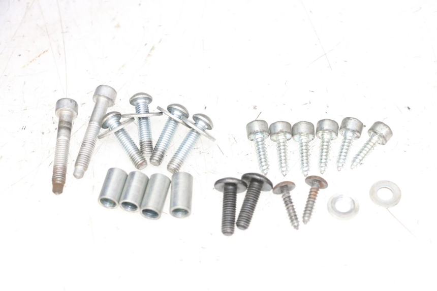 photo de PORTE PAQUET PIAGGIO X9 EVOLUTION 125 (2003 - 2007) - Focus structure