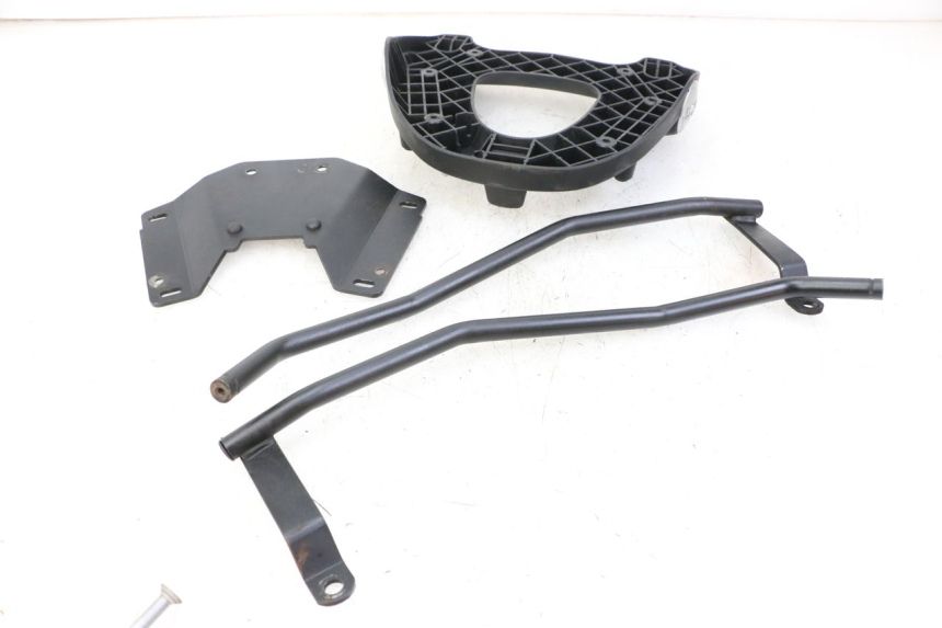 photo de PORTE PAQUET KYMCO XCITING 500 (2007 - 2010) - Autre angle de vue