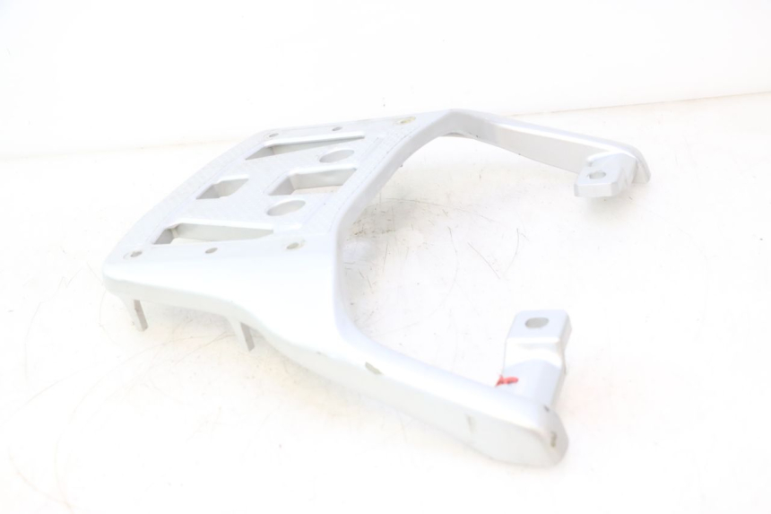 photo de PORTE PAQUET HONDA XLV VARADERO 125 (2007 - 2012) - Autre angle de vue