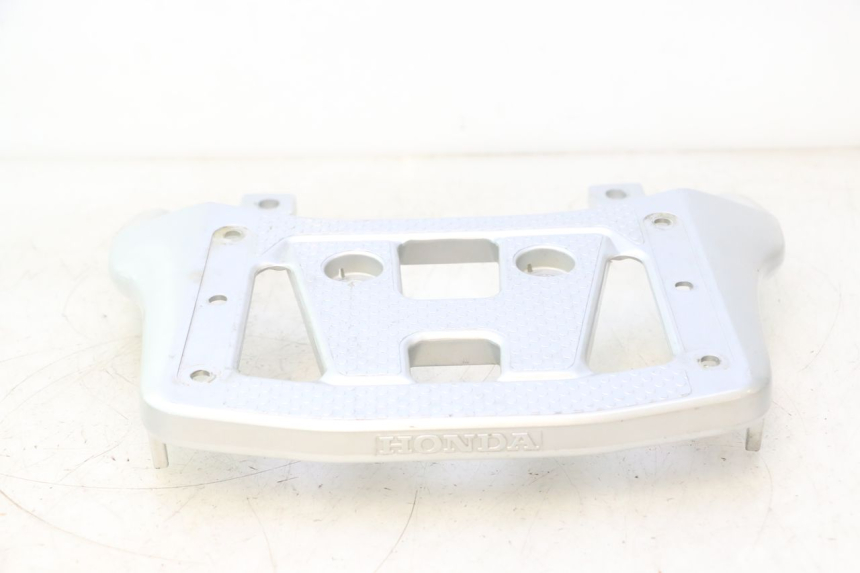 photo de PORTE PAQUET HONDA XLV VARADERO 125 (2007 - 2012) - Marquages et références
