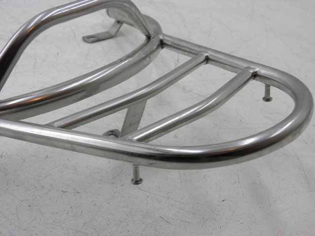 photo de PORTE PAQUET YAMASAKI YM50QT-N3 RETRO 50 (2012 - 2014) - Gros plan technique