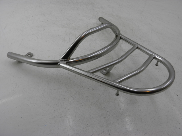 photo de PORTE PAQUET YAMASAKI YM50QT-N3 RETRO 50 (2012 - 2014) - Points de fixation