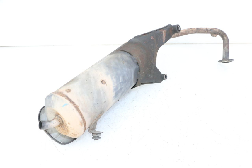 photo de POT ECHAPPEMENT KYMCO AGILITY 4T 50 (2018 - 2022) - Gros plan technique