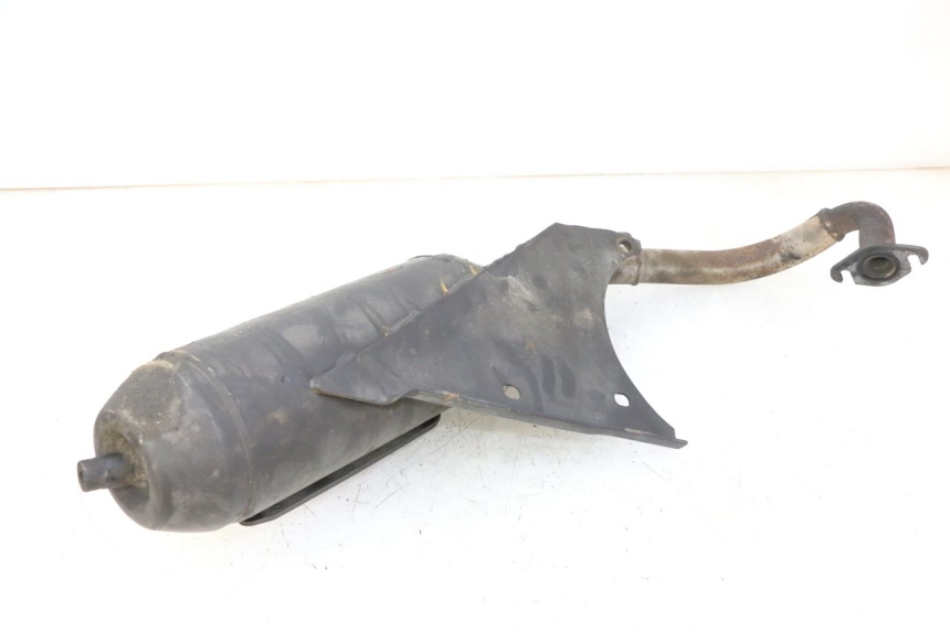 photo de POT ECHAPPEMENT KYMCO AGILITY NAKED RENOUVO 2T 50 (2011 - 2018) - Gros plan technique