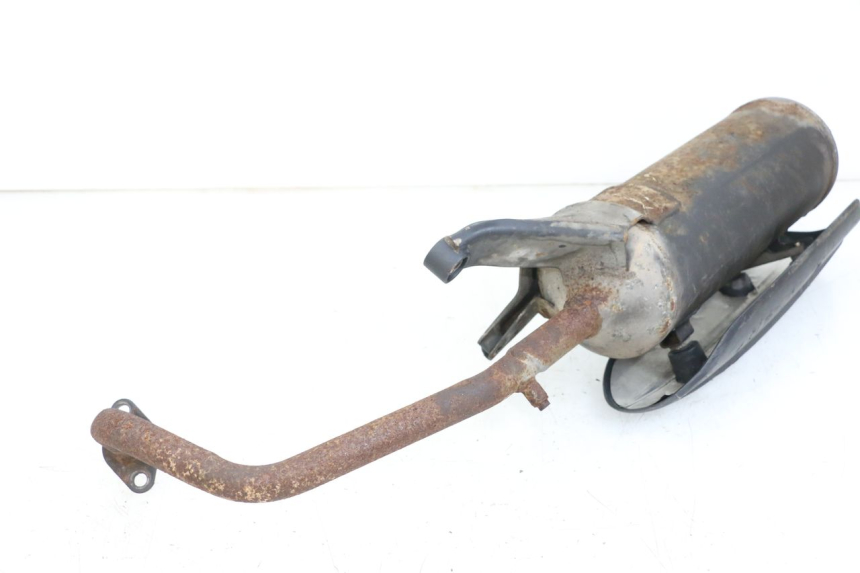 photo de POT ECHAPPEMENT KYMCO AGILITY PREMIUM 50 (2007 - 2010) - Autre angle de vue