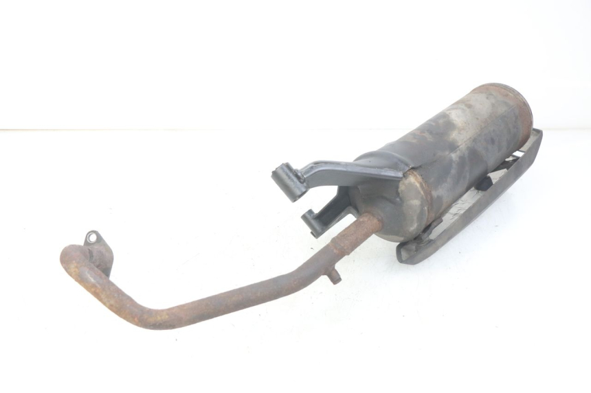 photo de POT ECHAPPEMENT KYMCO AGILITY RS 4T 50 (2009 - 2013) - Gros plan technique