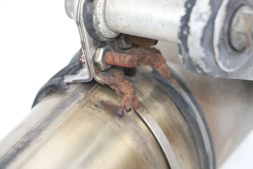 photo de POT ECHAPPEMENT KYMCO AGILITY RS 4T 50 (2009 - 2013) - Gros plan technique