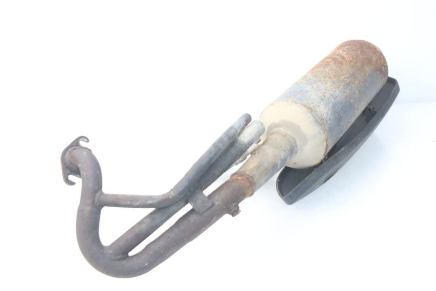 photo de POT ECHAPPEMENT PGO BIG MAX 50 (2001 - 2009) - Vue d’ensemble