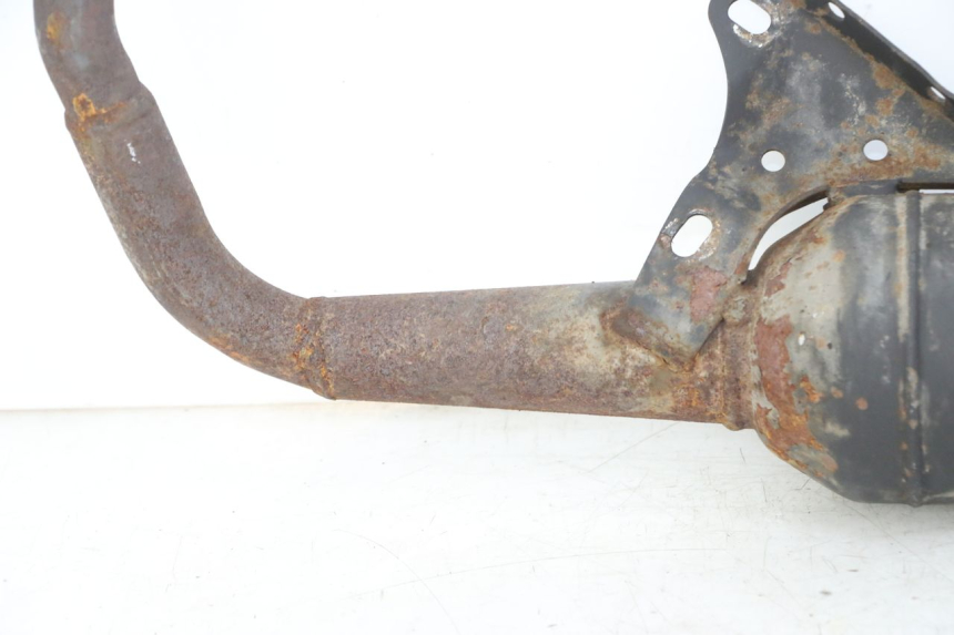 photo de POT ECHAPPEMENT MBK BOOSTER NEXT GENERATION 50 (1995 - 1998) - Points de fixation