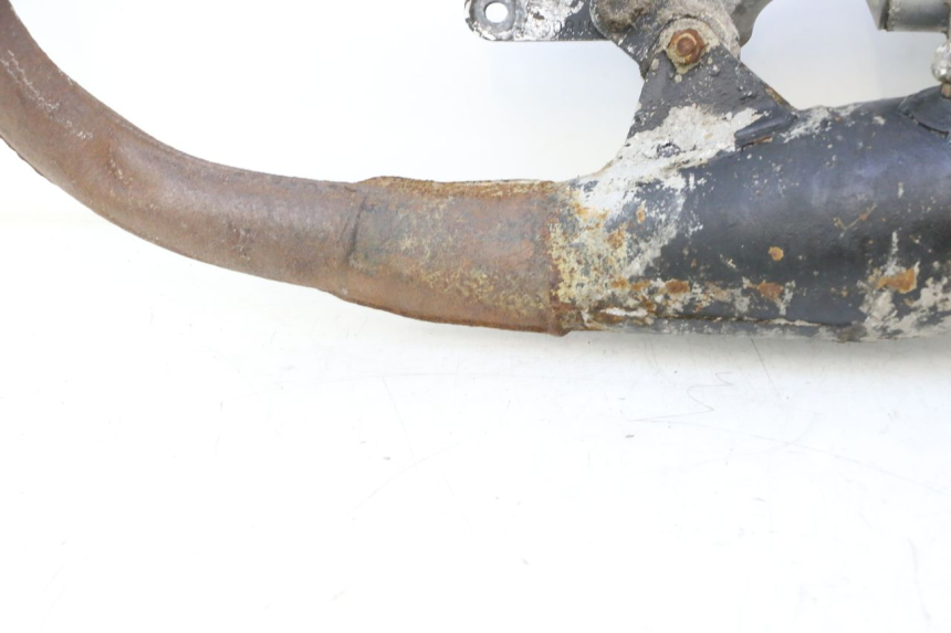 photo de POT ECHAPPEMENT MBK BOOSTER SPIRIT 50 (1999 - 2003) - Détails caractéristiques