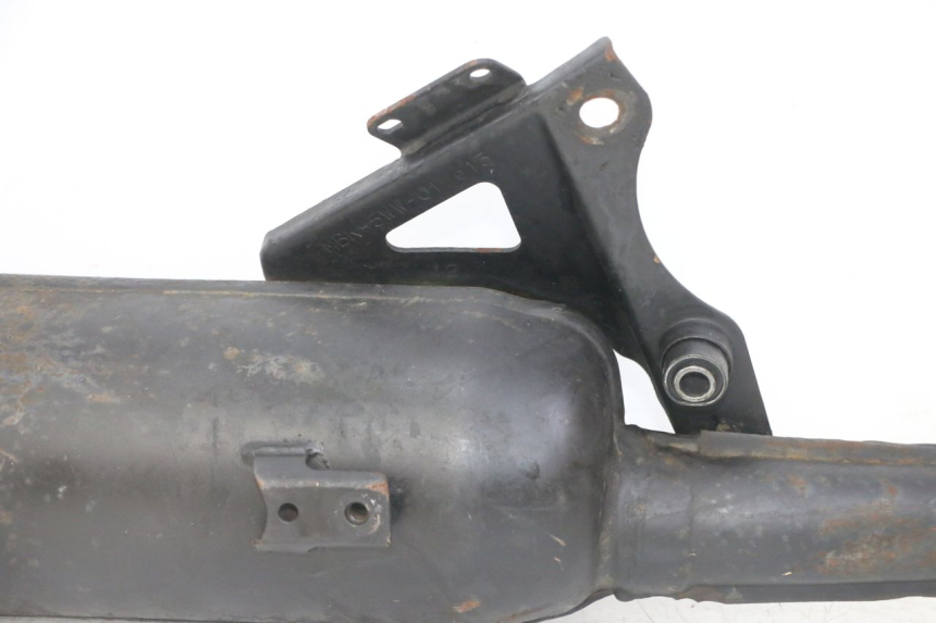 photo de POT ECHAPPEMENT MBK BOOSTER SPIRIT NAKED 50 (2004 - 2017) - Focus structure