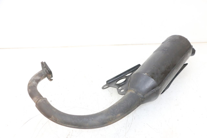 photo de POT ECHAPPEMENT MBK BOOSTER SPIRIT NAKED 50 (2004 - 2017) - Gros plan technique