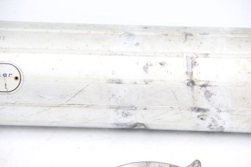 photo de POT ECHAPPEMENT JMSTAR CJ12M 125 (2005 - 2007) - Autre angle de vue