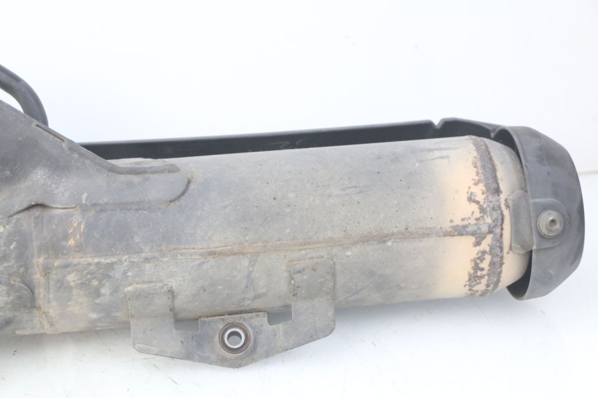 photo de POT ECHAPPEMENT YAMAHA CYGNUS X INJECTION 125 (2007 - 2013) - Gros plan technique