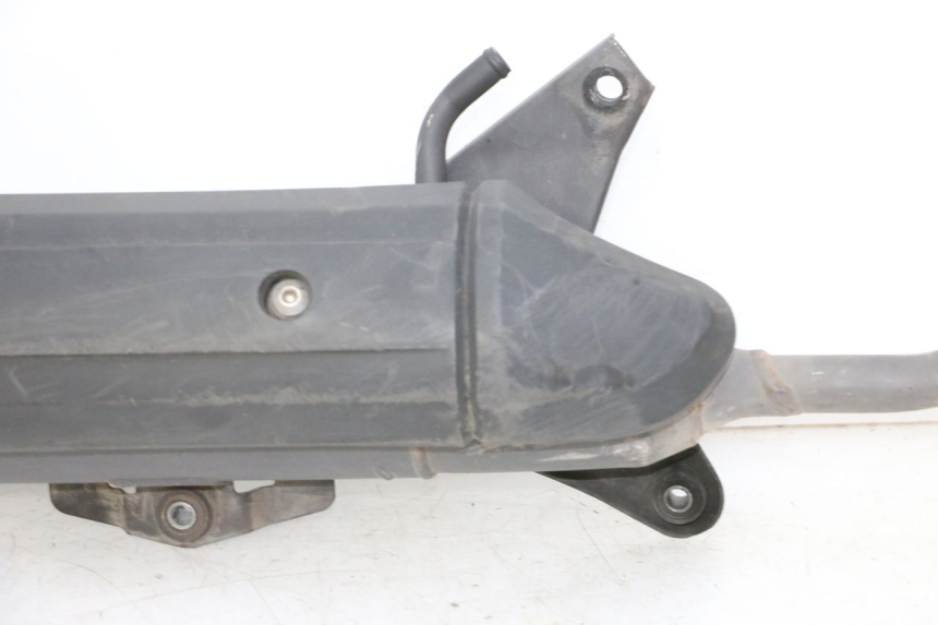 photo de POT ECHAPPEMENT YAMAHA CYGNUS X INJECTION 125 (2007 - 2013) - Inspection visuelle