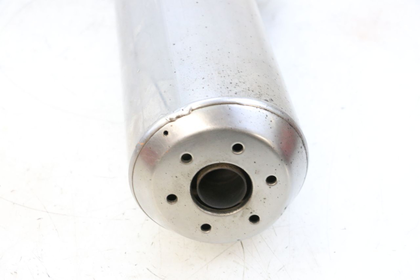 photo de POT ECHAPPEMENT DROIT YAMAHA FJR ABS 1300 (2006 - 2012) - Gros plan technique